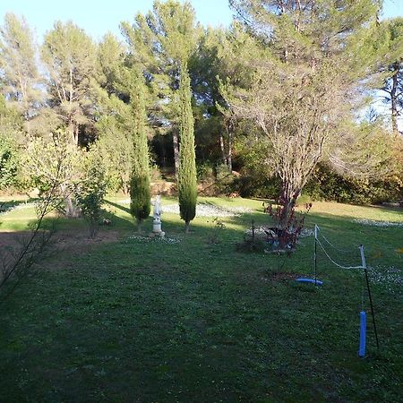 Le Mas Du Pin Vert Aubagne Eksteriør billede